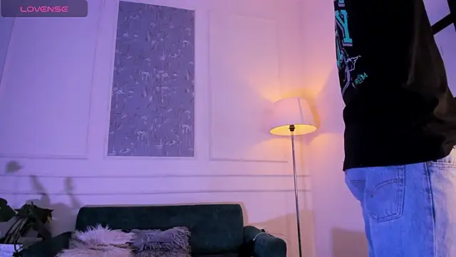 Snapshot of AlessandroDybala chatting on 10/22/25, 12:27 AlessandroDybala online show from 10/22/25, 12:27