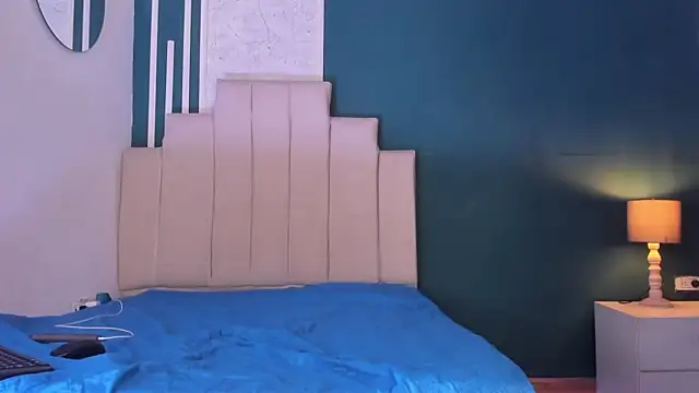 Snapshot of AlessandroDybala chatting on 11/12/25, 12:05 AlessandroDybala online show from 11/12/25, 12:05