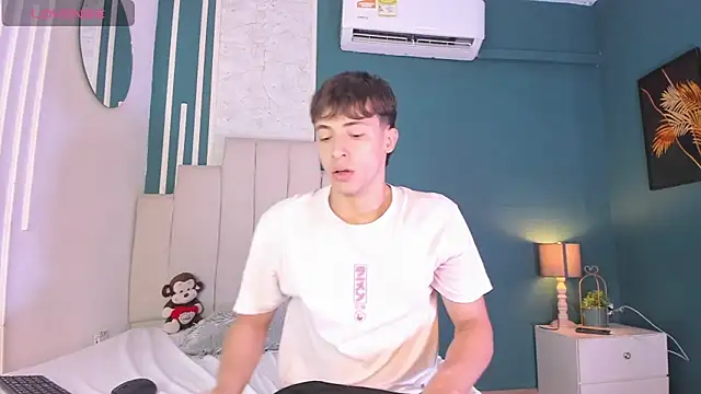 Snapshot of AlessandroDybala chatting on 11/30/25, 01:15 AlessandroDybala online show from 11/30/25, 01:15