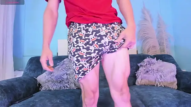 Snapshot of AlessandroDybala chatting on 12/14/25, 12:21 AlessandroDybala online show from 12/14/25, 12:21