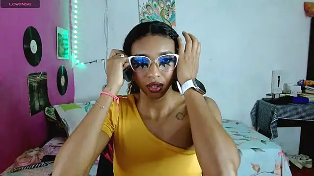 sensitive brunette online show from 02/20/25, 11:54