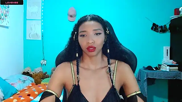Snapshot of sensitive_brunette chatting on 02/24/26, 01:03 sensitive brunette online show from 02/24/26, 01:03