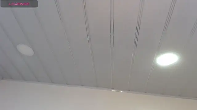 candy lux  online show from 06/17/26, 06:42