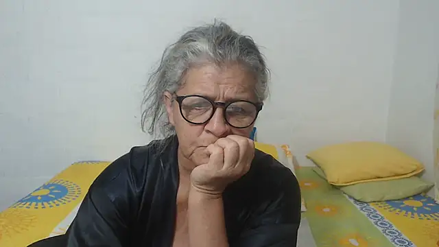 candy mature  online show from 02/04/25, 09:28