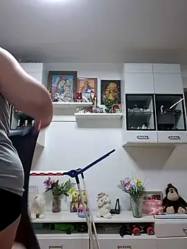 AvaLloyd online show from 01/28/25, 05:03