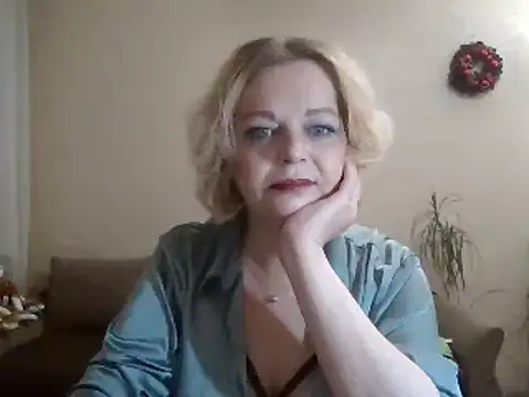 SofiyaPetrova online show from 02/01/25, 11:16