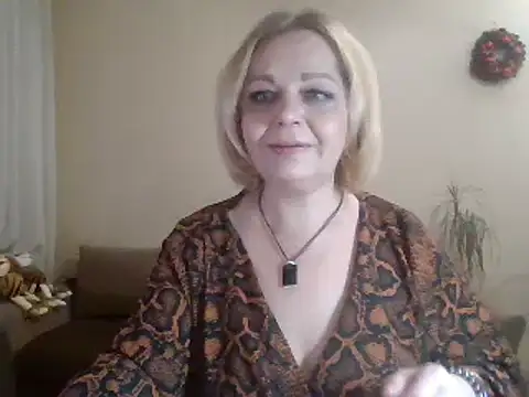 SofiyaPetrova online show from 02/08/25, 07:38