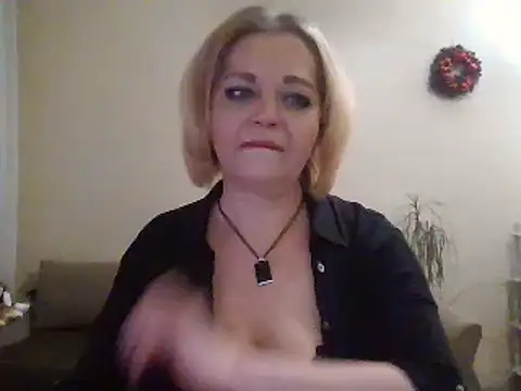 SofiyaPetrova online show from 02/22/25, 03:58