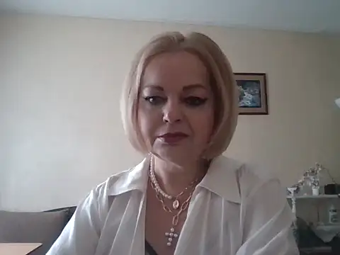 Snapshot of SofiyaPetrova chatting on 10/23/25, 11:42 SofiyaPetrova online show from 10/23/25, 11:42