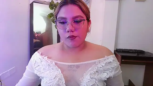 moon sunflower online show from 06/02/26, 08:00
