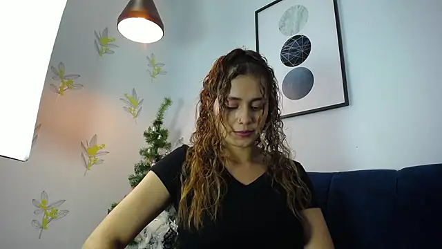 elibaker  online show from 01/11/25, 04:38