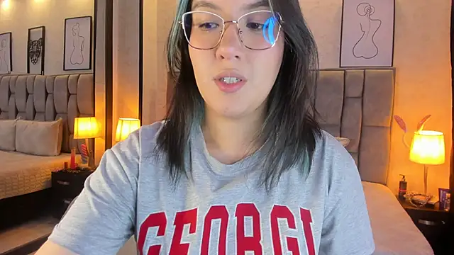 sweet--emily online show from 12/04/24, 03:04