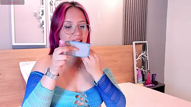 sweet--emily online show from 11/19/25, 05:07