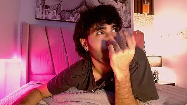 MilanZaire online show from 12/30/24, 09:08