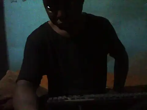 Snapshot of little__joy chatting on 11/01/25, 03:19 little joy online show from 11/01/25, 03:19