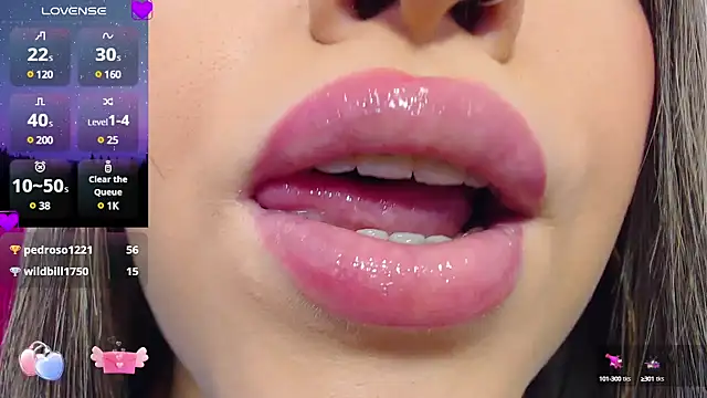 Snapshot of krysten_ritter2 chatting on 02/02/25, 06:26 krysten ritter2 online show from 02/02/25, 06:26