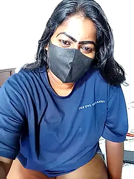 Snapshot of DISNI1997 chatting on 01/11/25, 05:07 DISNI1997 online show from 01/11/25, 05:07