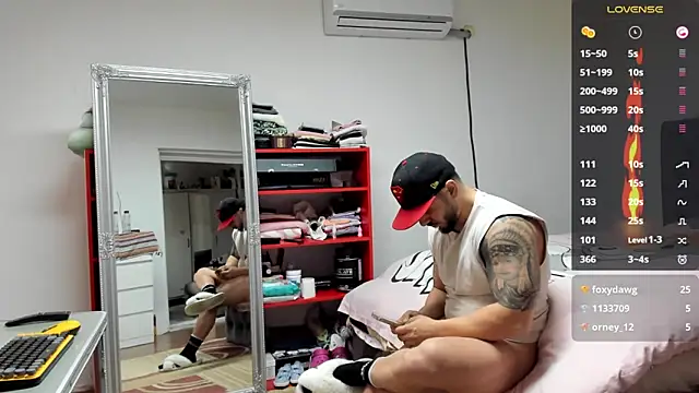 Snapshot of supermanboy94 chatting on 02/12/25, 09:42 supermanboy94 online show from 02/12/25, 09:42