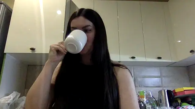 Snapshot of Karolina_llove chatting on 10/02/25, 08:16 Karolina llove online show from 10/02/25, 08:16