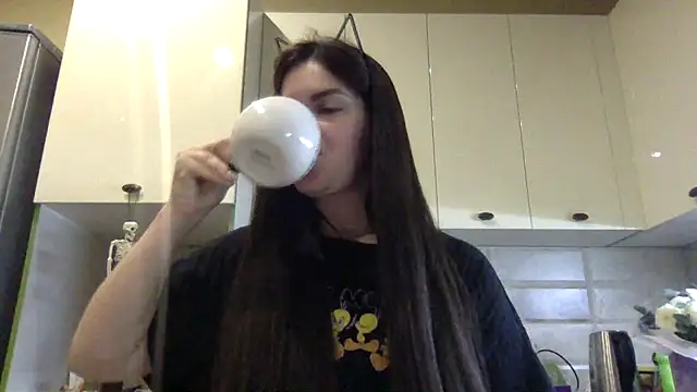 Snapshot of Karolina_llove chatting on 10/07/25, 08:06 Karolina llove online show from 10/07/25, 08:06