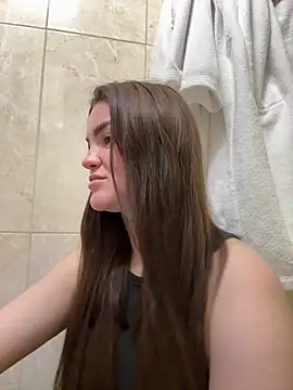 Karolina llove online show from 11/23/25, 09:58