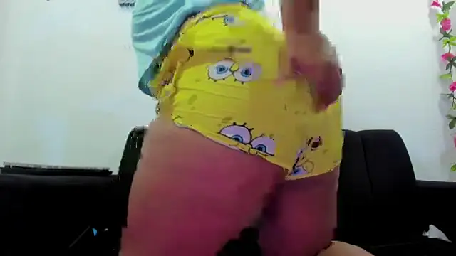 Snapshot of Kika_teem chatting on 09/25/25, 02:15 Kika teem online show from 09/25/25, 02:15