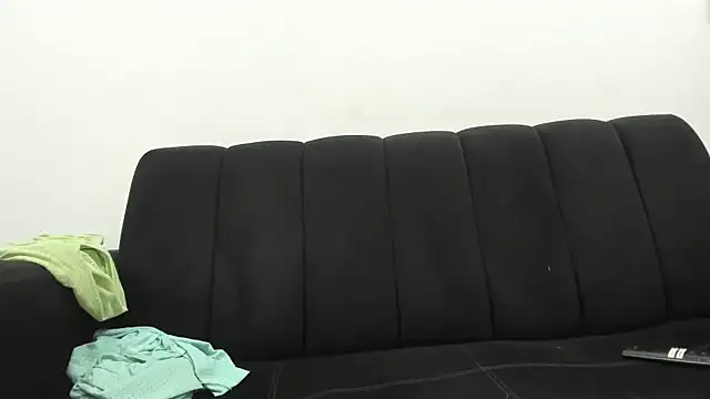 Snapshot of Kika_teem chatting on 09/28/25, 03:56 Kika teem online show from 09/28/25, 03:56