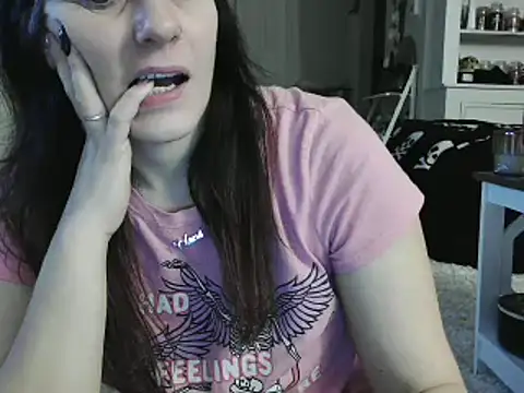 CrystalLakeXO online show from 12/15/24, 09:56