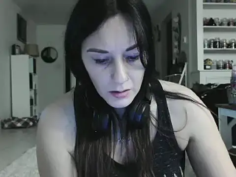 CrystalLakeXO online show from 12/22/24, 09:11
