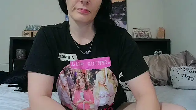 CrystalLakeXO online show from 10/11/25, 07:29