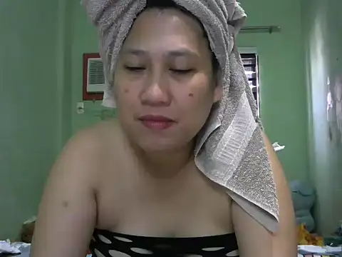 sweetsexysmile online show from 06/17/26, 02:03