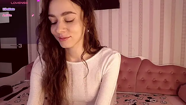 AliceNikke online show from 12/15/24, 08:25