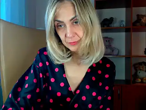 Tanya6547 online show from 10/20/25, 08:04