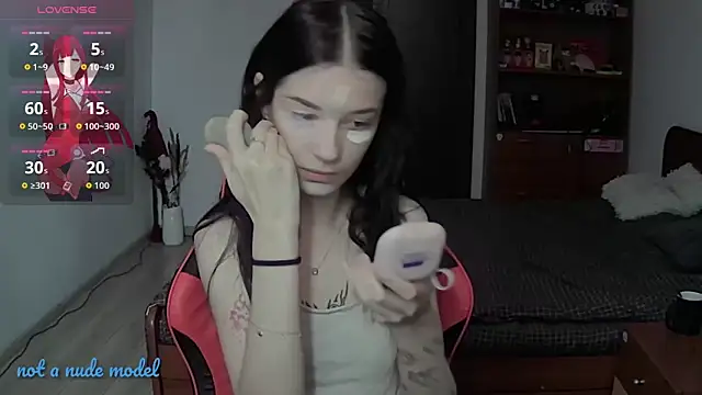 Snapshot of Miya_Dream_UKR chatting on 11/16/25, 10:32 Miya Dream UKR online show from 11/16/25, 10:32