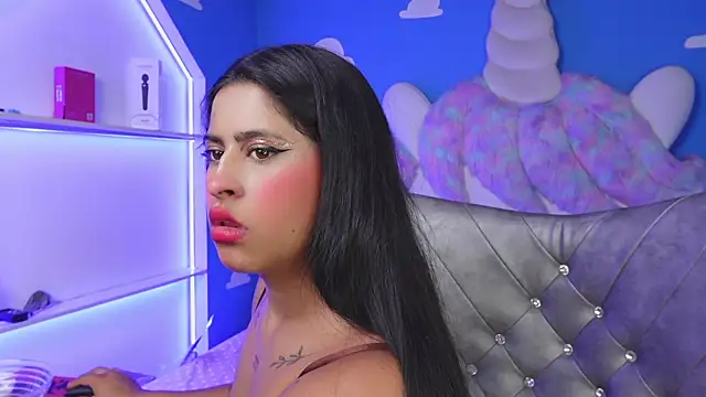 miss romyna online show from 10/17/25, 11:02