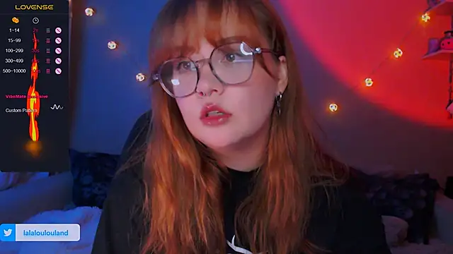 Snapshot of lala_loulou_land chatting on 09/21/25, 08:10 lala loulou land online show from 09/21/25, 08:10