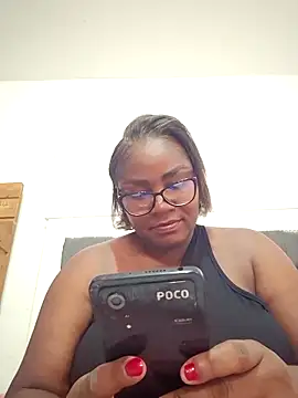 kaorysquirt online show from 12/17/25, 04:29