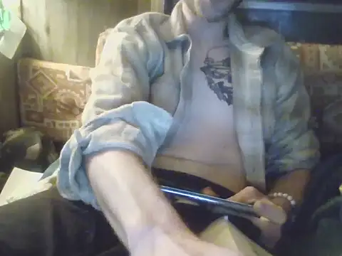 Snapshot of Irishman9077 chatting on 10/17/25, 08:28 Irishman9077 online show from 10/17/25, 08:28