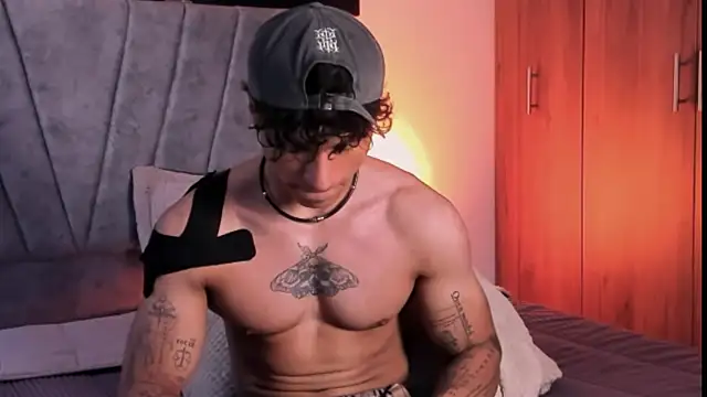 Thomas Fit1 online show from 10/08/25, 05:43