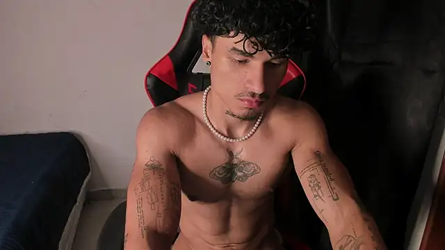 Thomas Fit1 online show from 05/26/26, 03:46