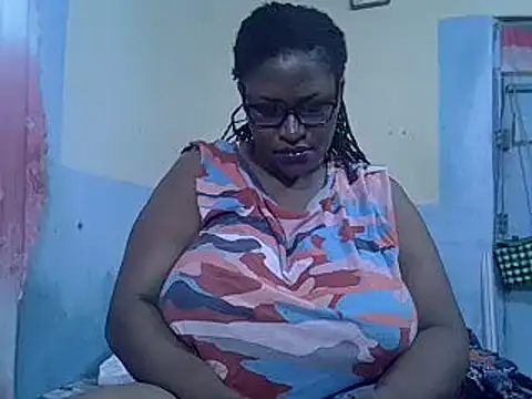 Snapshot of sexy_bigboobss chatting on 09/16/25, 07:20 sexy bigboobss online show from 09/16/25, 07:20