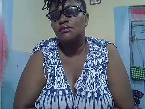 Snapshot of sexy_bigboobss chatting on 09/24/25, 07:12 sexy bigboobss online show from 09/24/25, 07:12