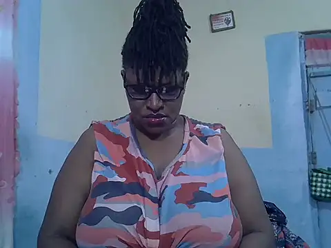 Snapshot of sexy_bigboobss chatting on 09/26/25, 07:45 sexy bigboobss online show from 09/26/25, 07:45