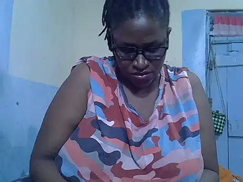 Snapshot of sexy_bigboobss chatting on 10/23/25, 08:24 sexy bigboobss online show from 10/23/25, 08:24