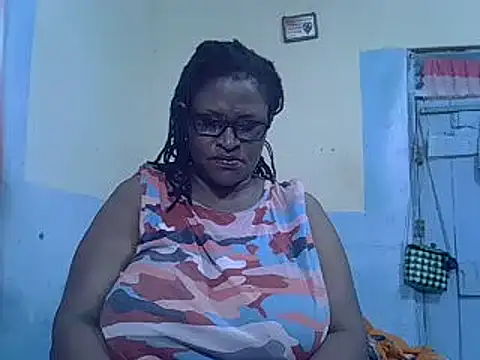 Snapshot of sexy_bigboobss chatting on 11/06/25, 07:42 sexy bigboobss online show from 11/06/25, 07:42