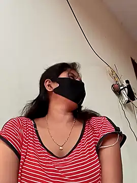 Cute Nipa online show from 12/26/24, 08:50