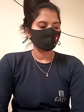 Cute Nipa online show from 01/16/25, 03:02