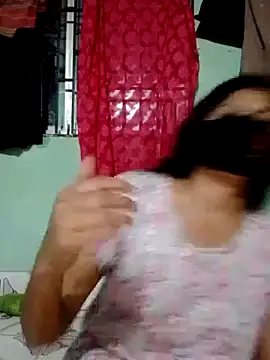 Cute Nipa online show from 09/17/25, 04:30