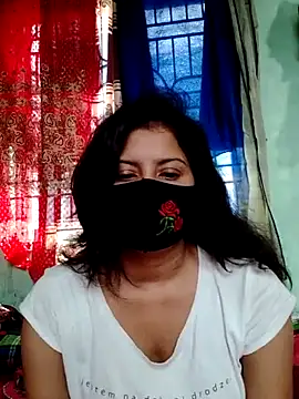 Cute Nipa online show from 09/18/25, 05:20