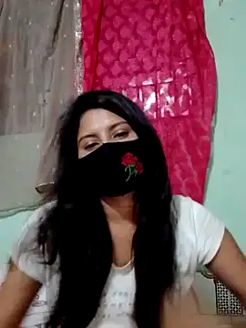 Cute Nipa online show from 09/19/25, 06:41